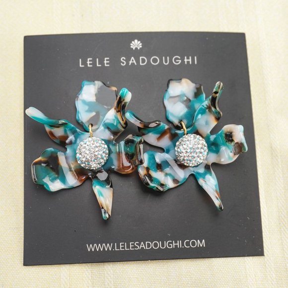 NEW Lele Sadoughi Crystal Lily Small Statement Earrings in Abalone - Picture 1 of 6
